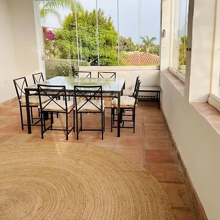 En Marbella, Elviria